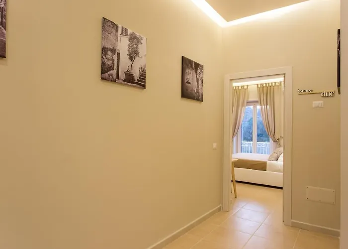 Πανσιόν Astanza